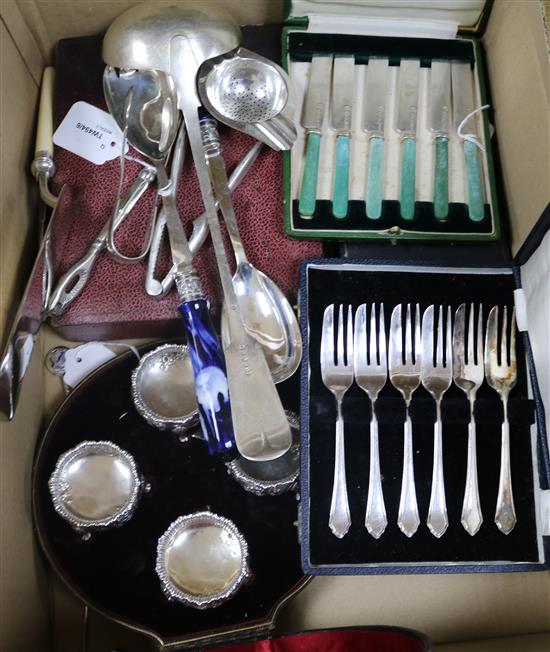 A cased set of four embossed silver bun salts and spoons, sundry plated flatware, etc.,